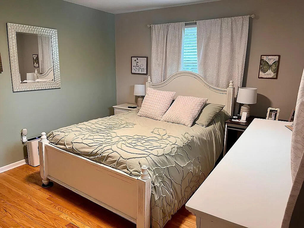 3601 Rolling Hill AVE NW