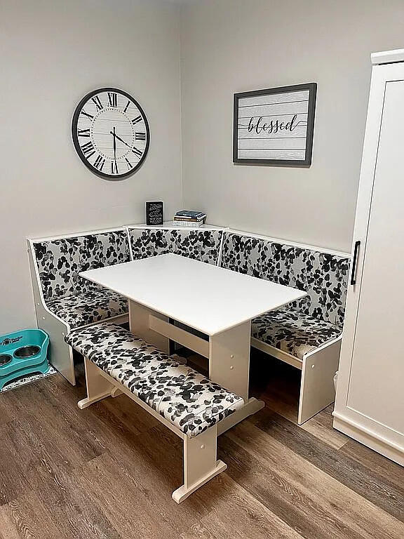 3601 Rolling Hill AVE NW