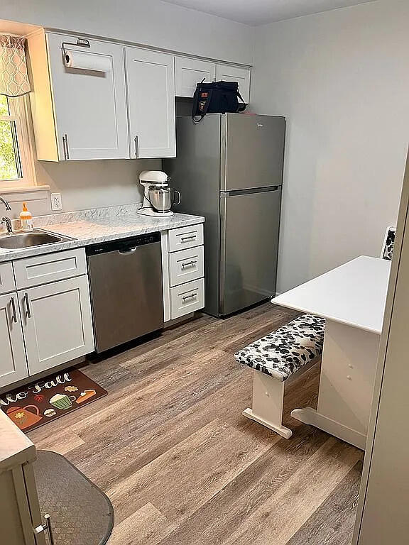 3601 Rolling Hill AVE NW