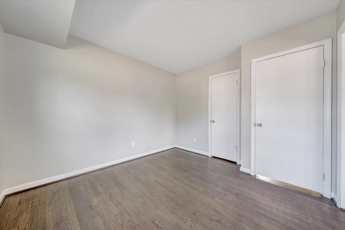 3804 Meadowlark RD