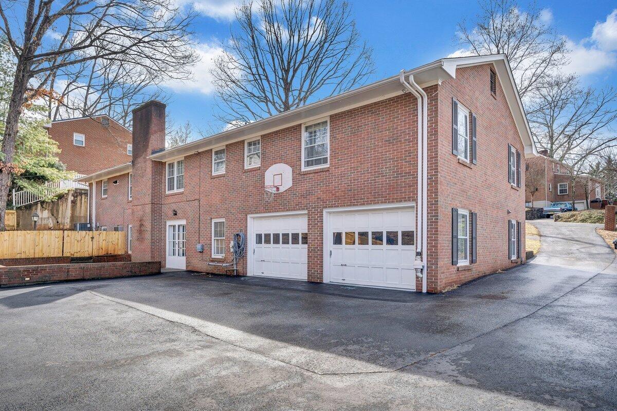 501 Darwin RD SW