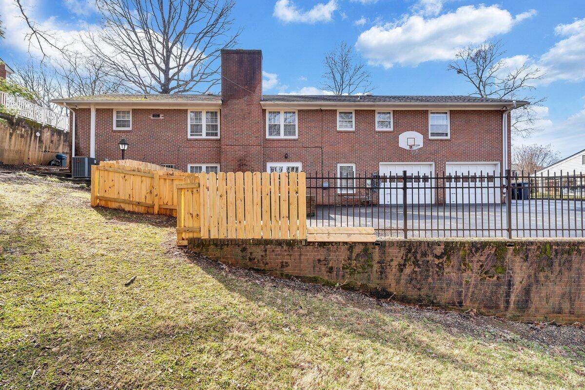 501 Darwin RD SW