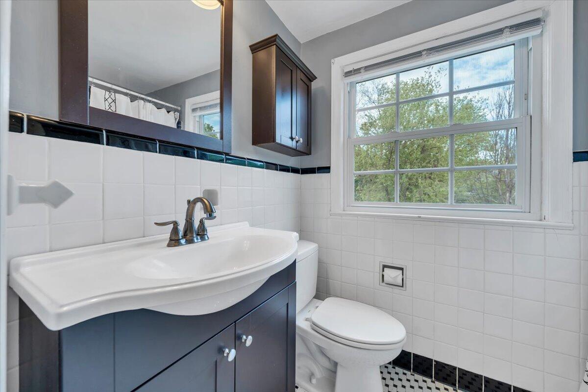 2316 Fairway DR SW