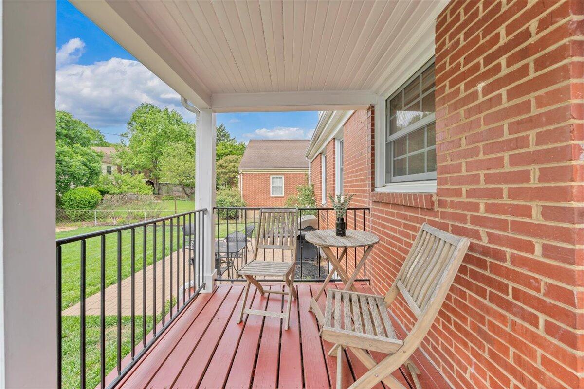 2316 Fairway DR SW