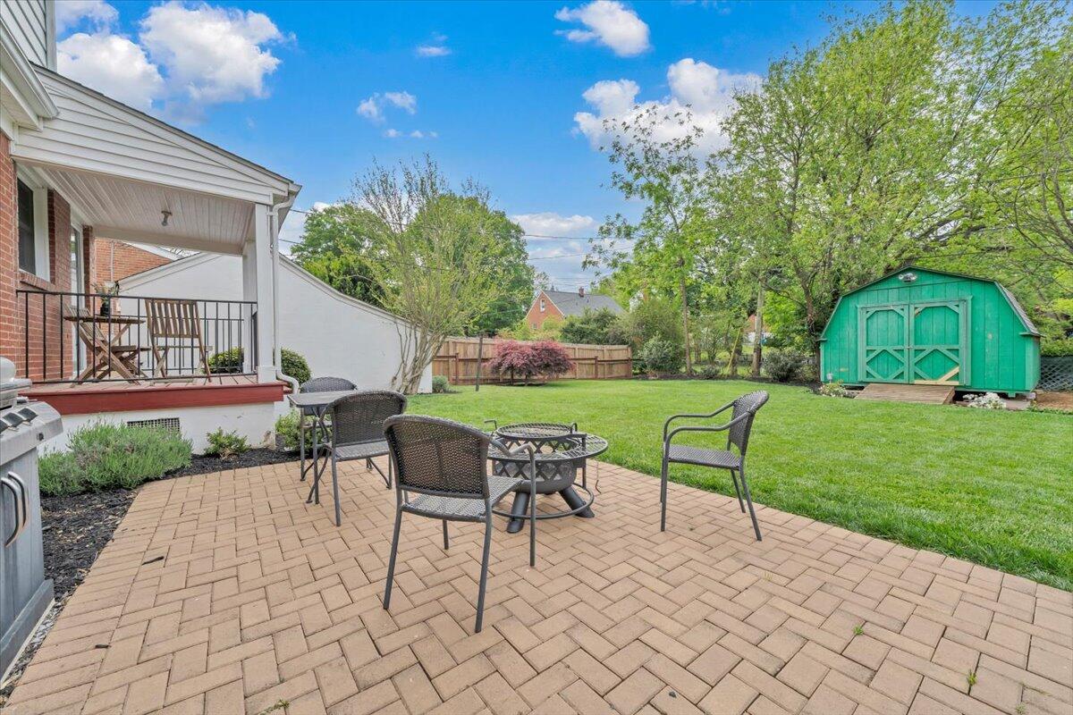 2316 Fairway DR SW