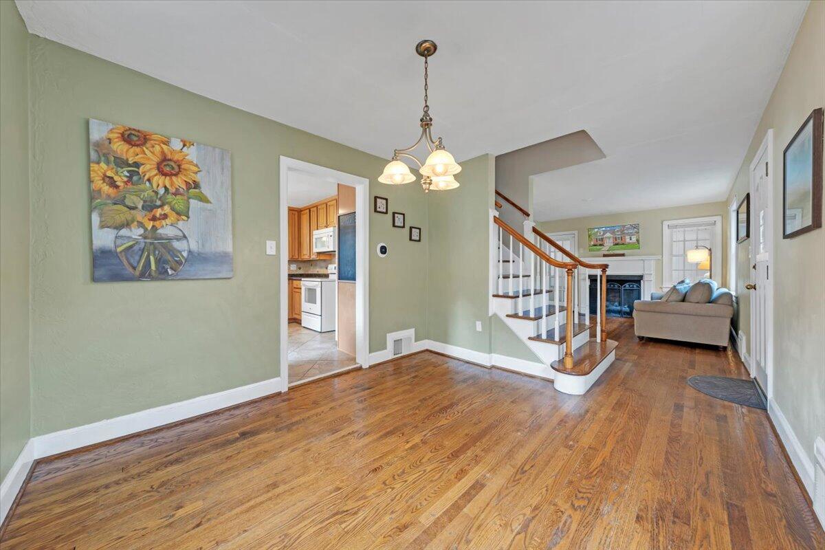 2316 Fairway DR SW