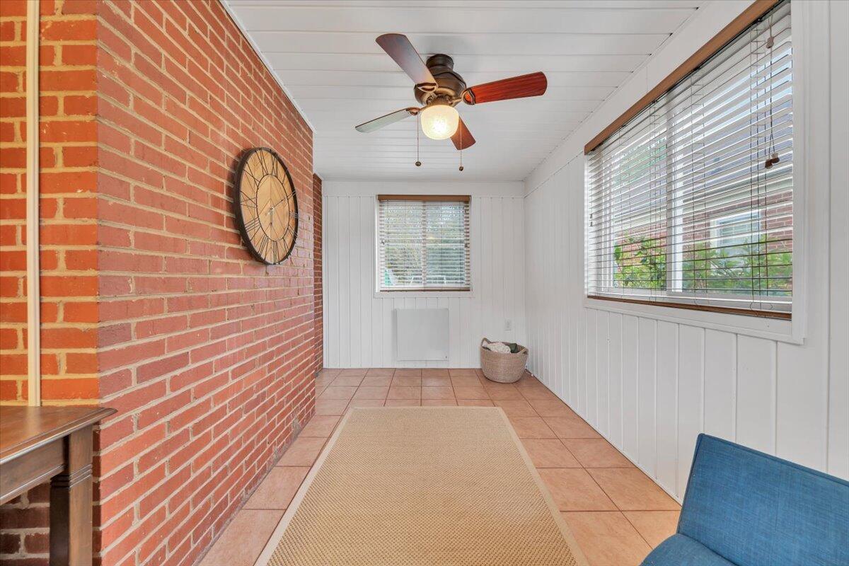 2316 Fairway DR SW