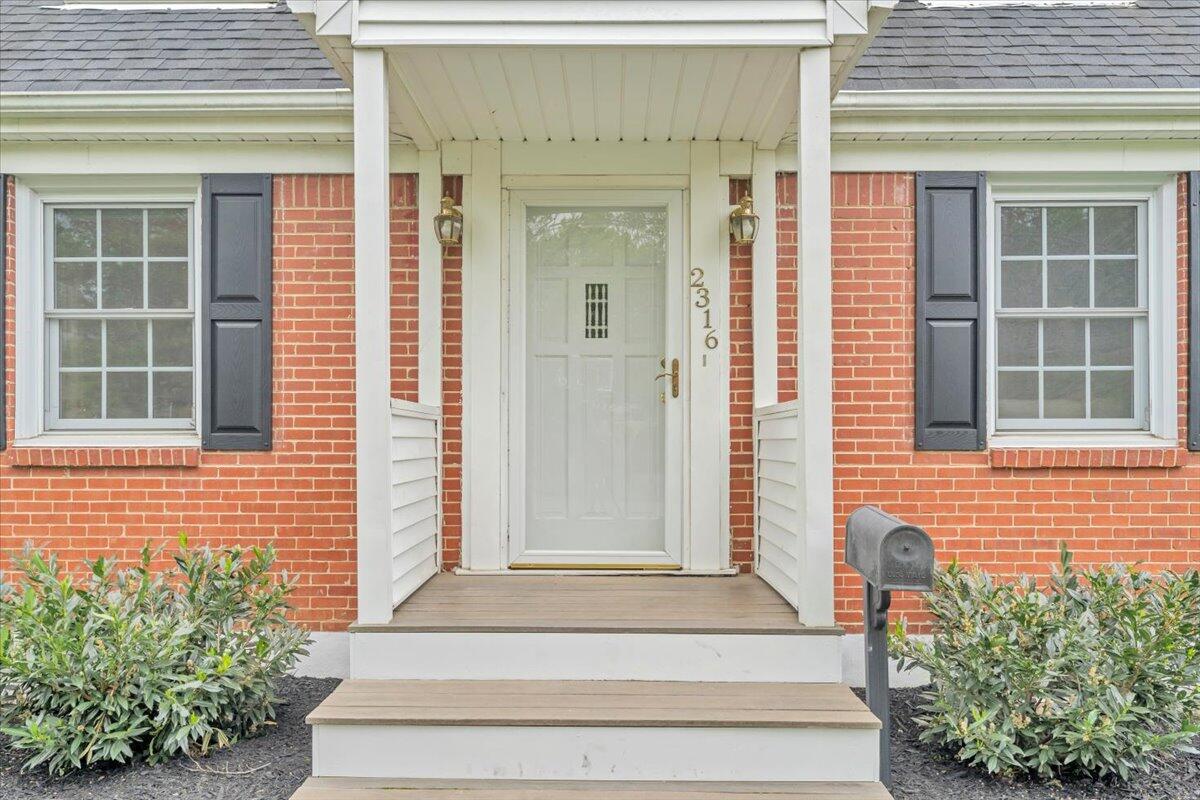 2316 Fairway DR SW