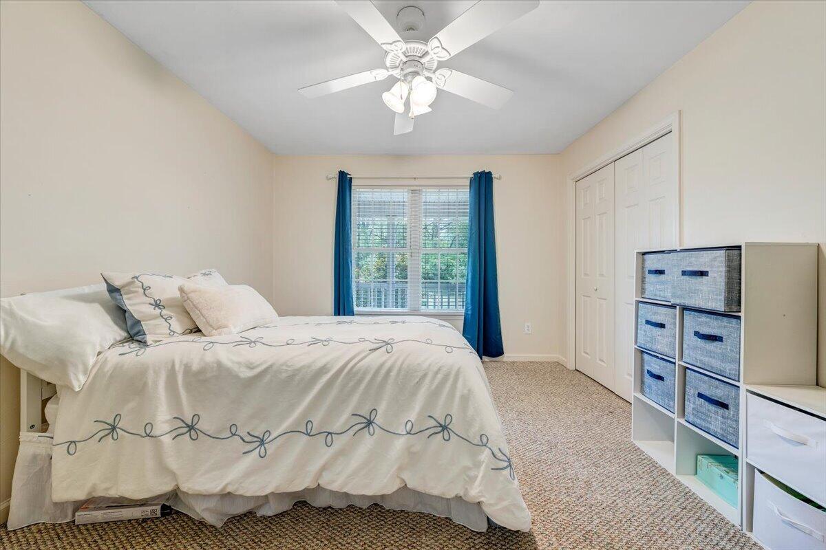 686 Pinehaven RD