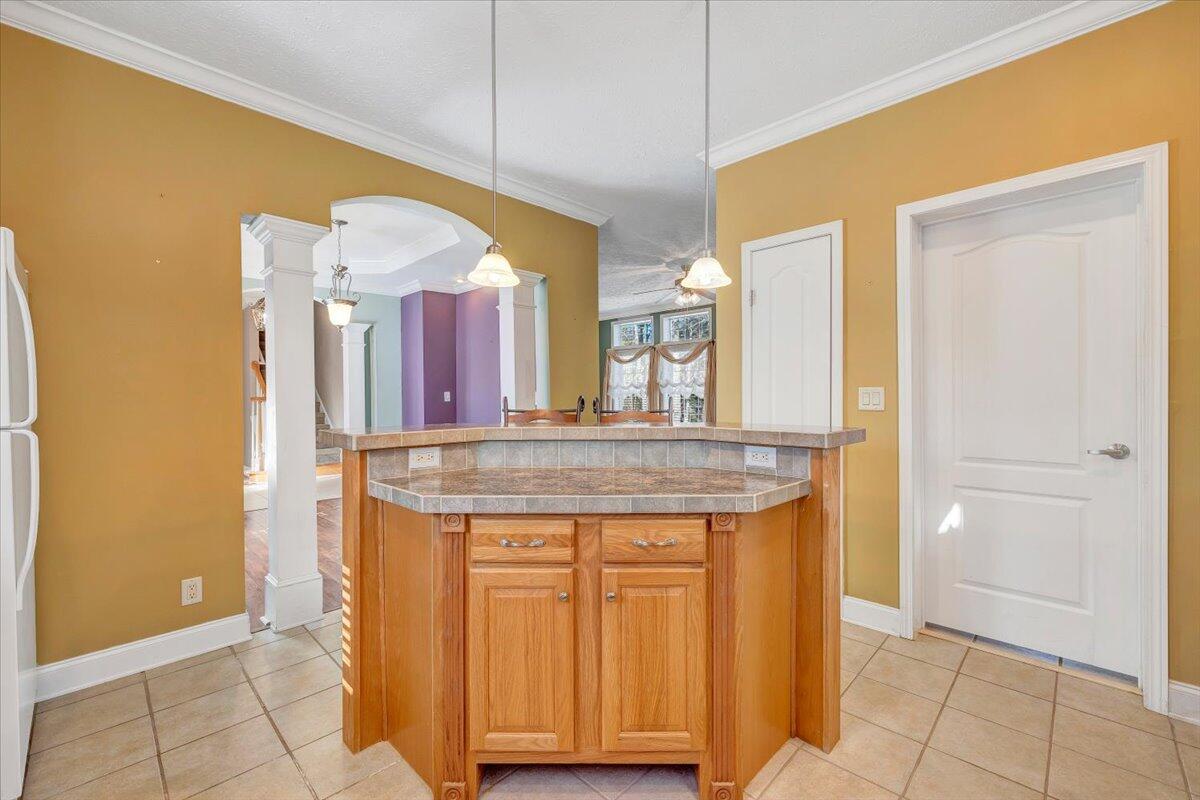 363 Ezra DR