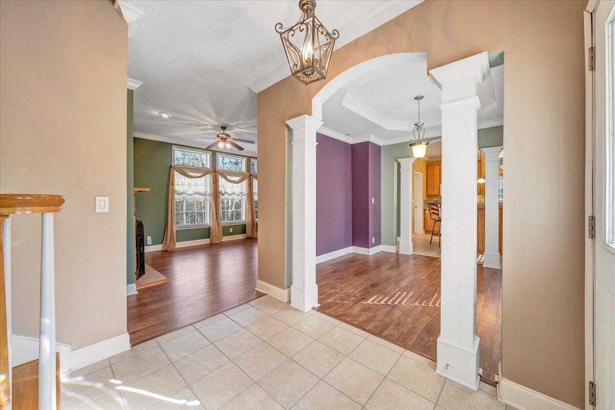 363 Ezra DR