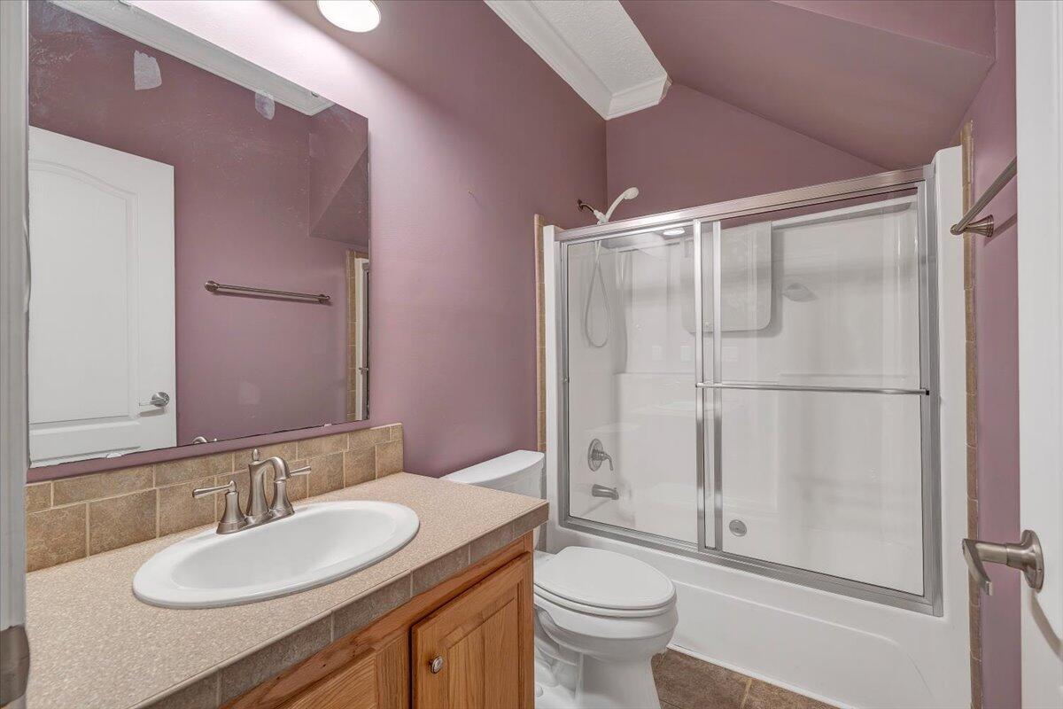 363 Ezra DR