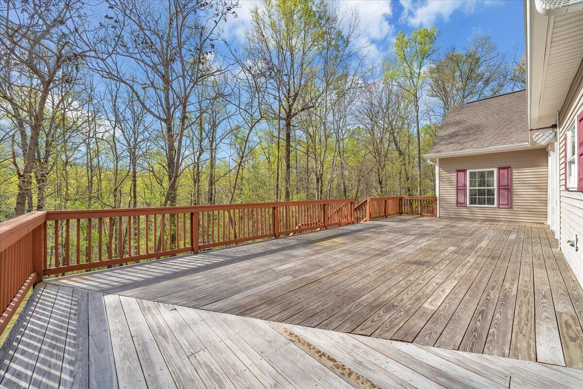 363 Ezra DR