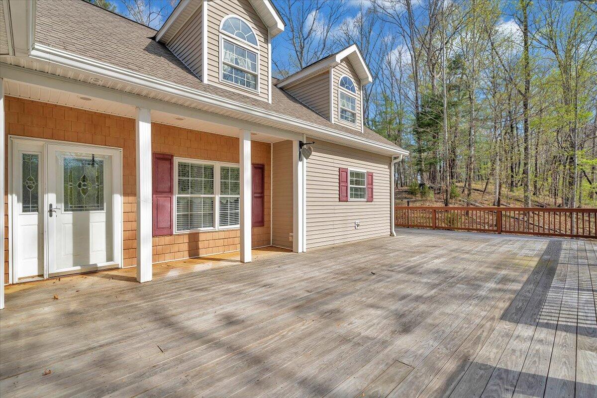 363 Ezra DR