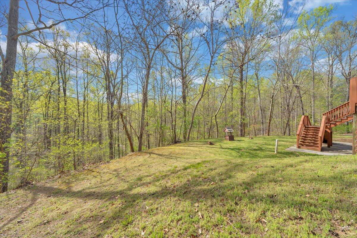 363 Ezra DR