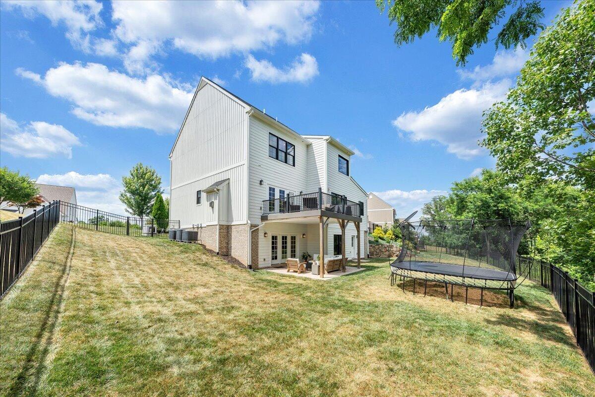 6895 Fairway Ridge RD