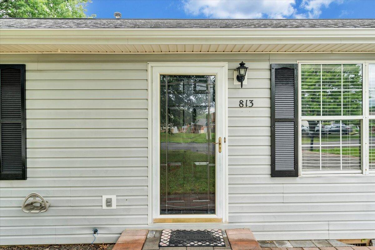 813 Orlando CT