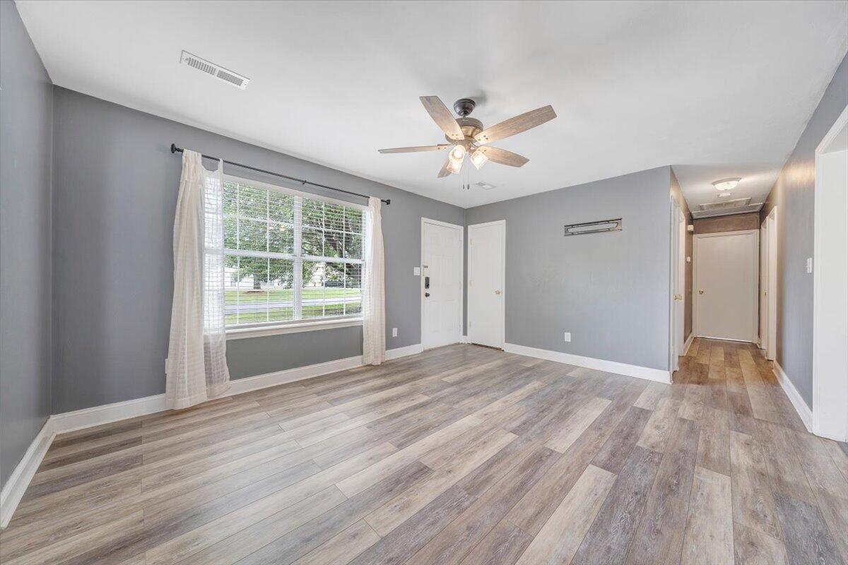813 Orlando CT