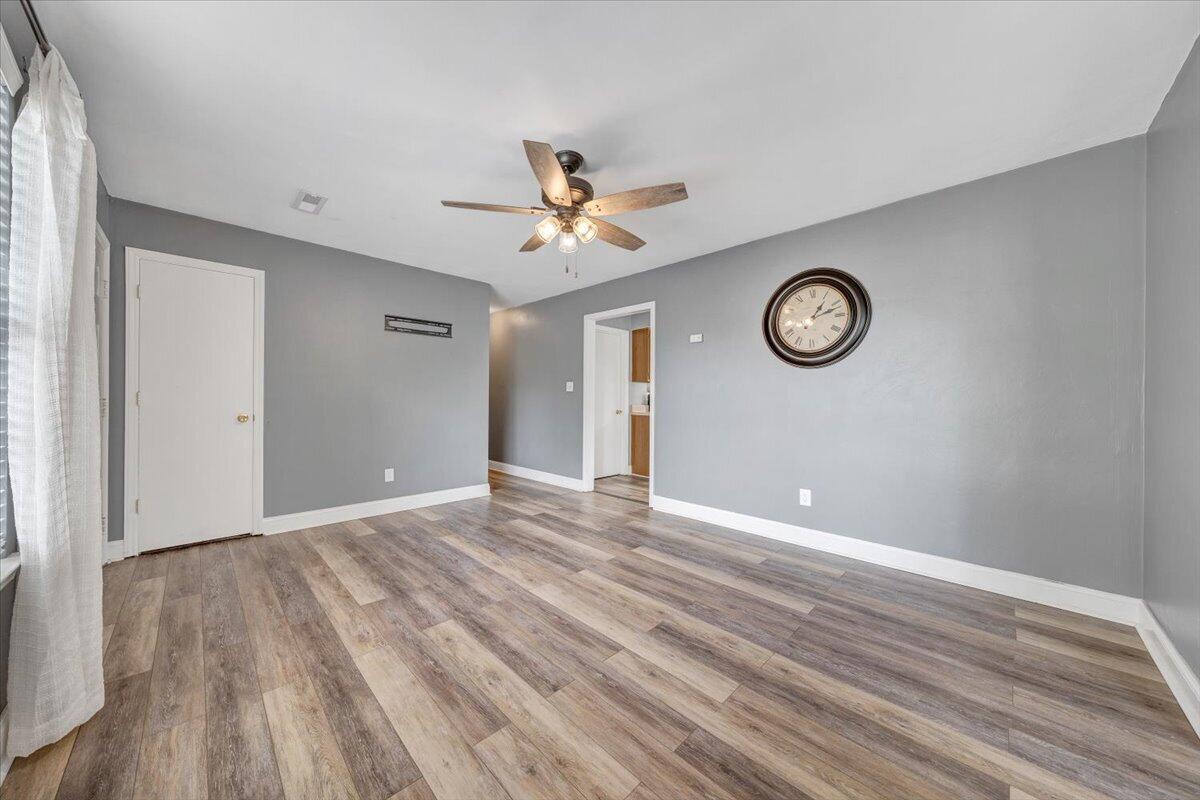 813 Orlando CT