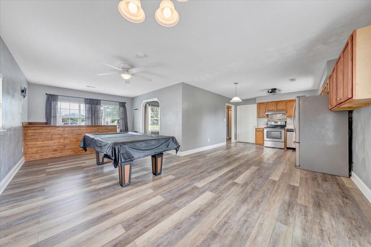 813 Orlando CT