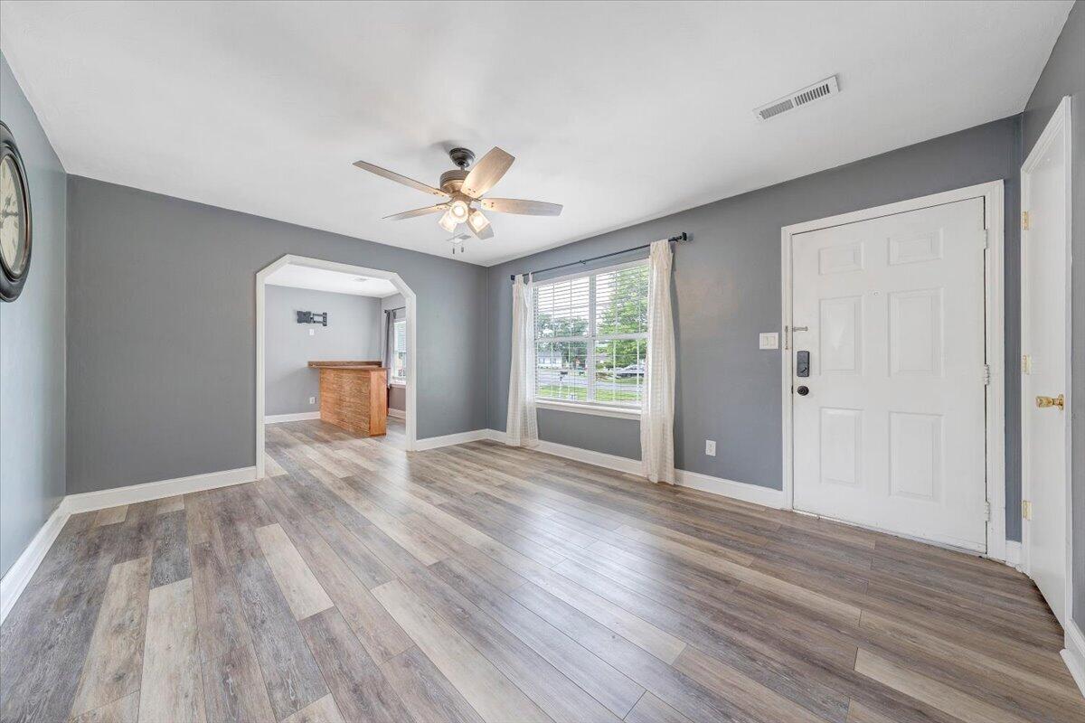 813 Orlando CT
