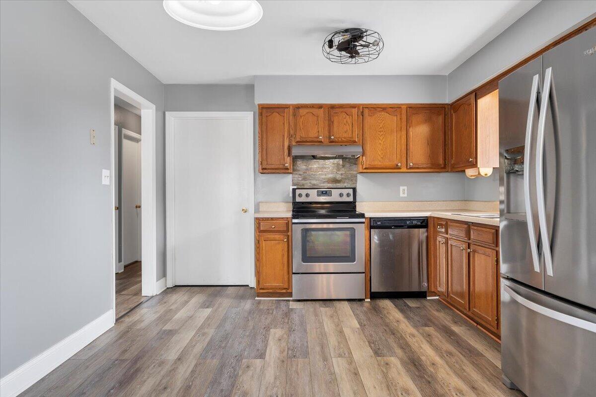 813 Orlando CT