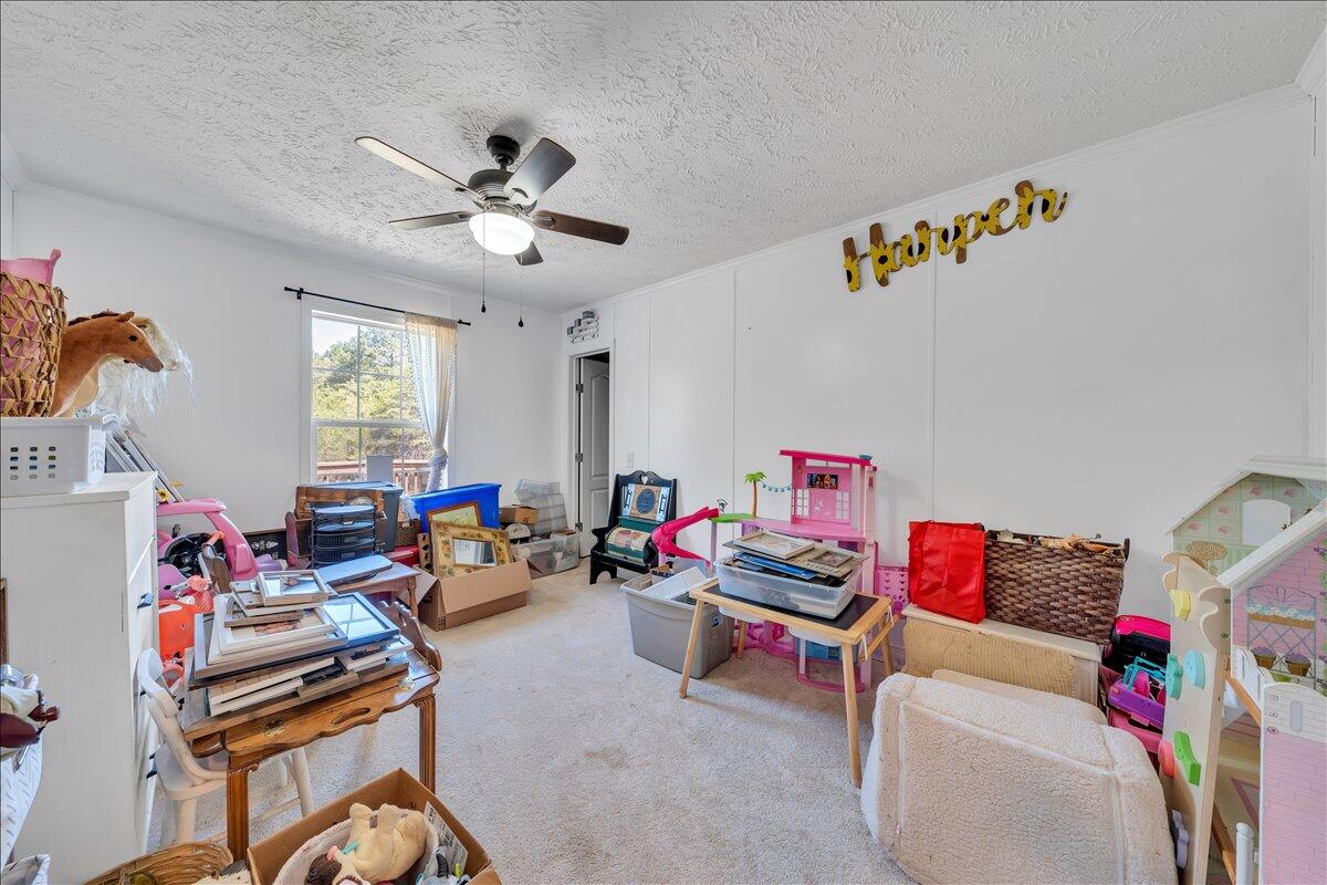 833 Gravel Hill RD