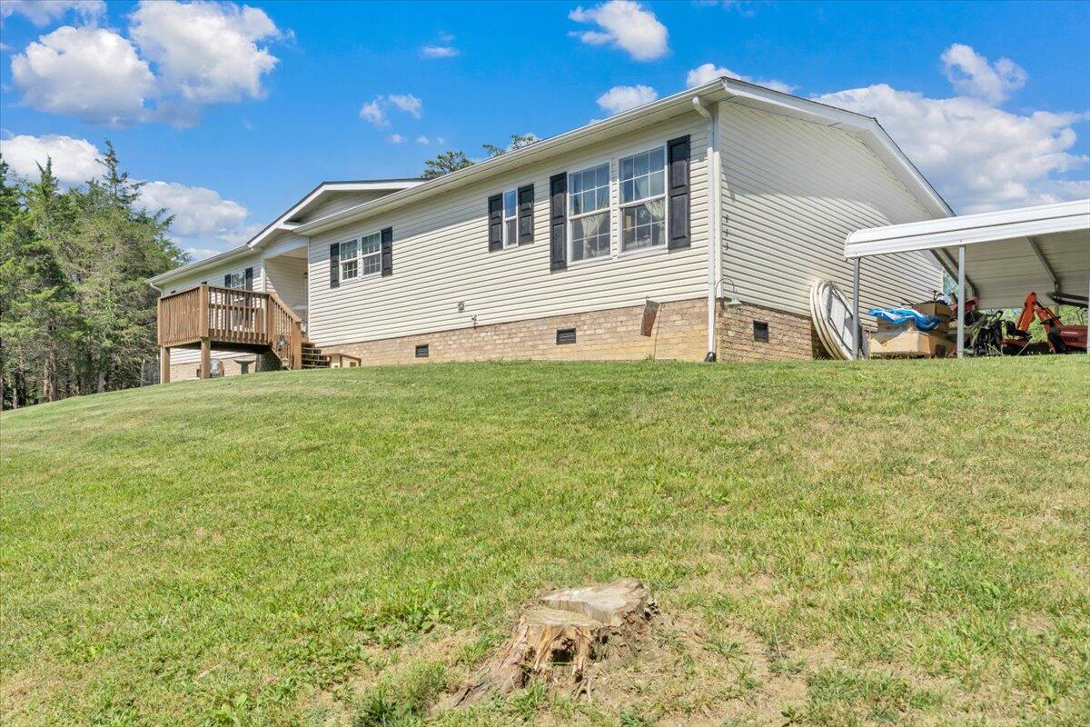 833 Gravel Hill RD