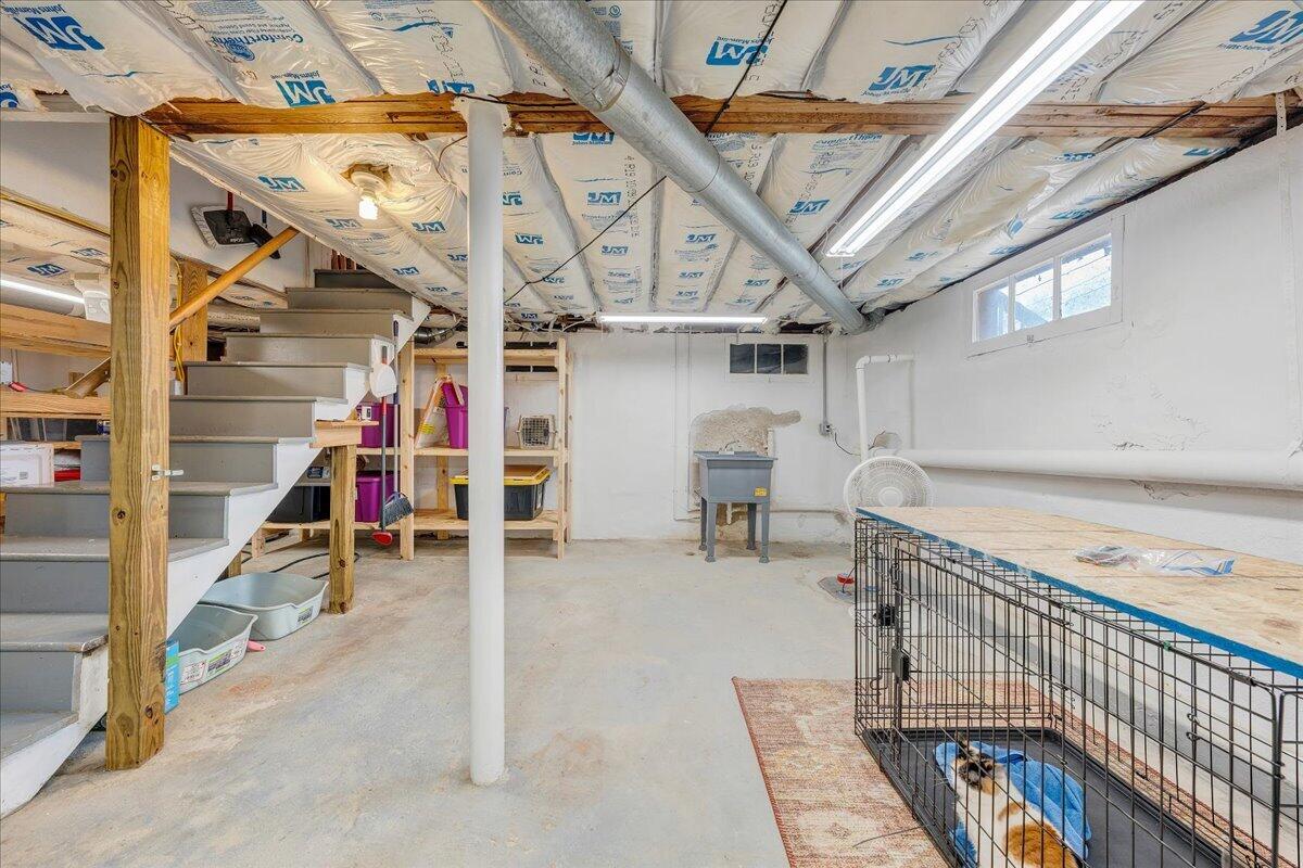 1828 Lawndale AVE