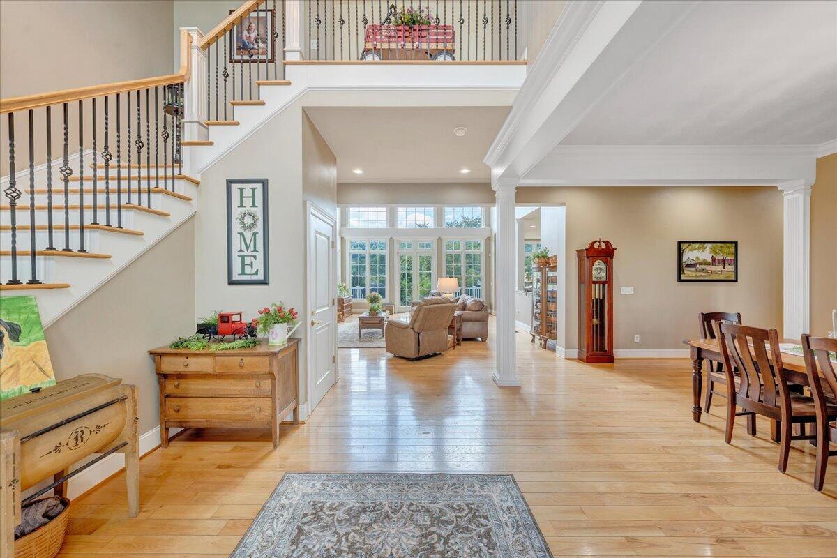 544 Pico RD