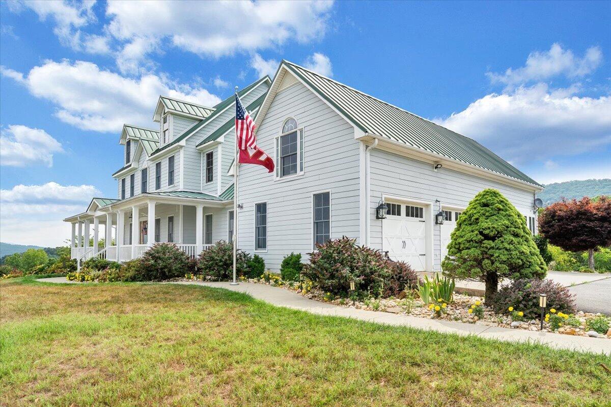 544 Pico RD
