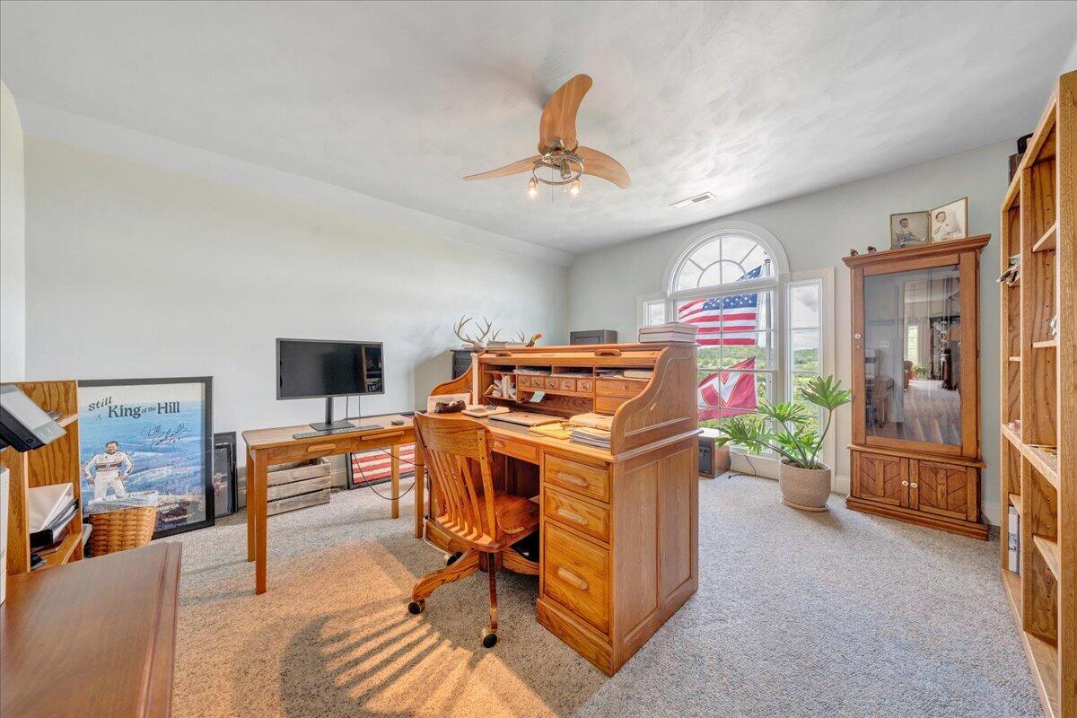 544 Pico RD