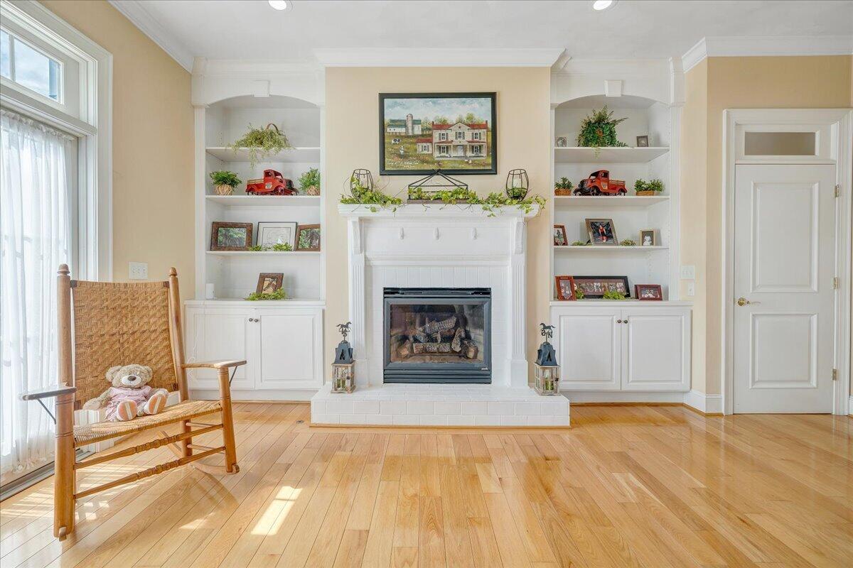 544 Pico RD
