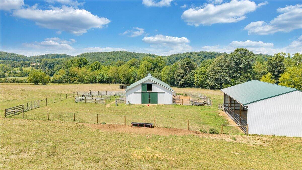 544 Pico RD