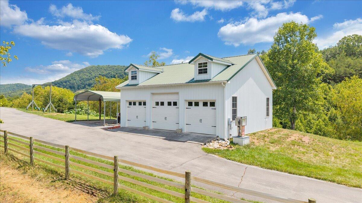 544 Pico RD