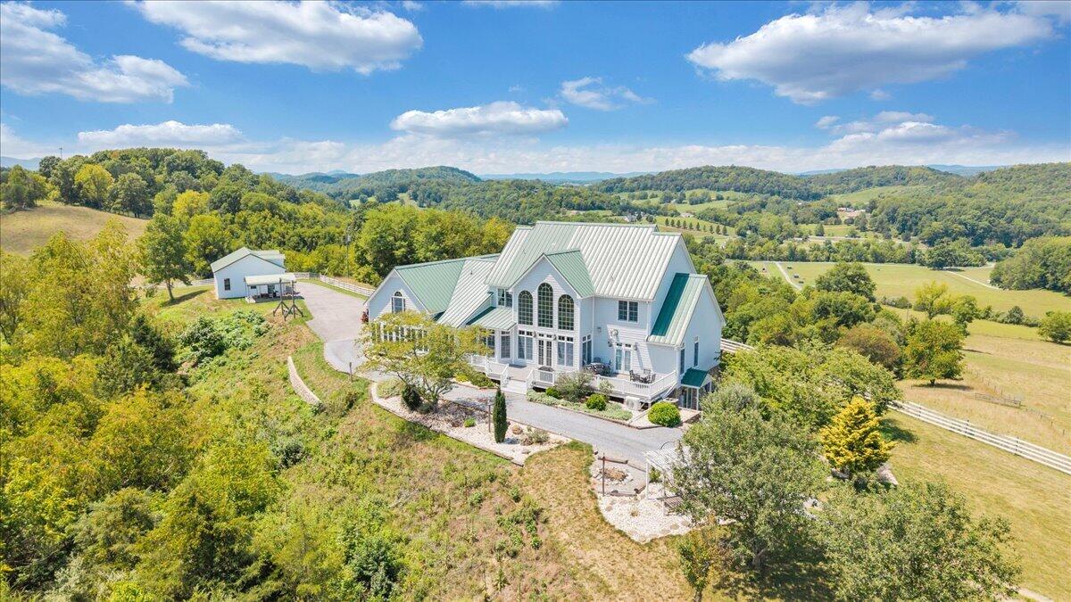 544 Pico RD