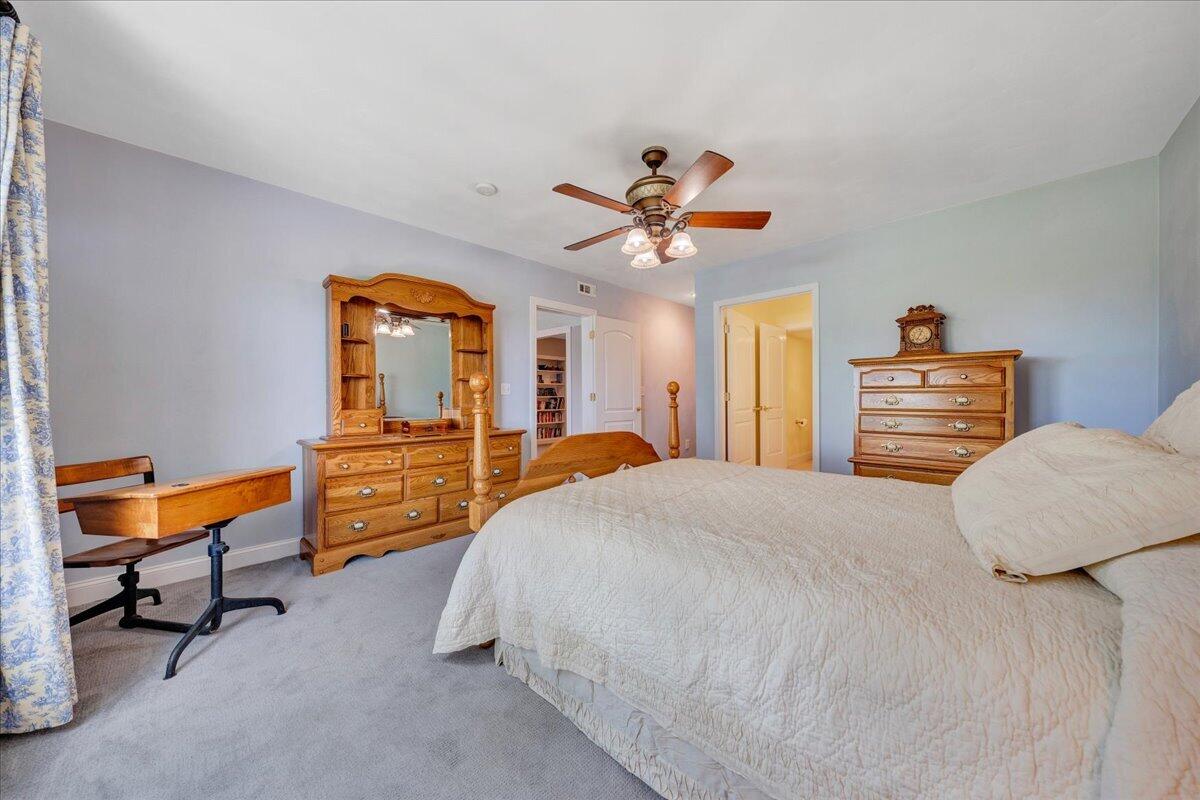 544 Pico RD