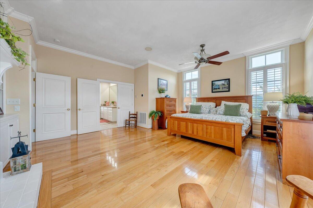 544 Pico RD