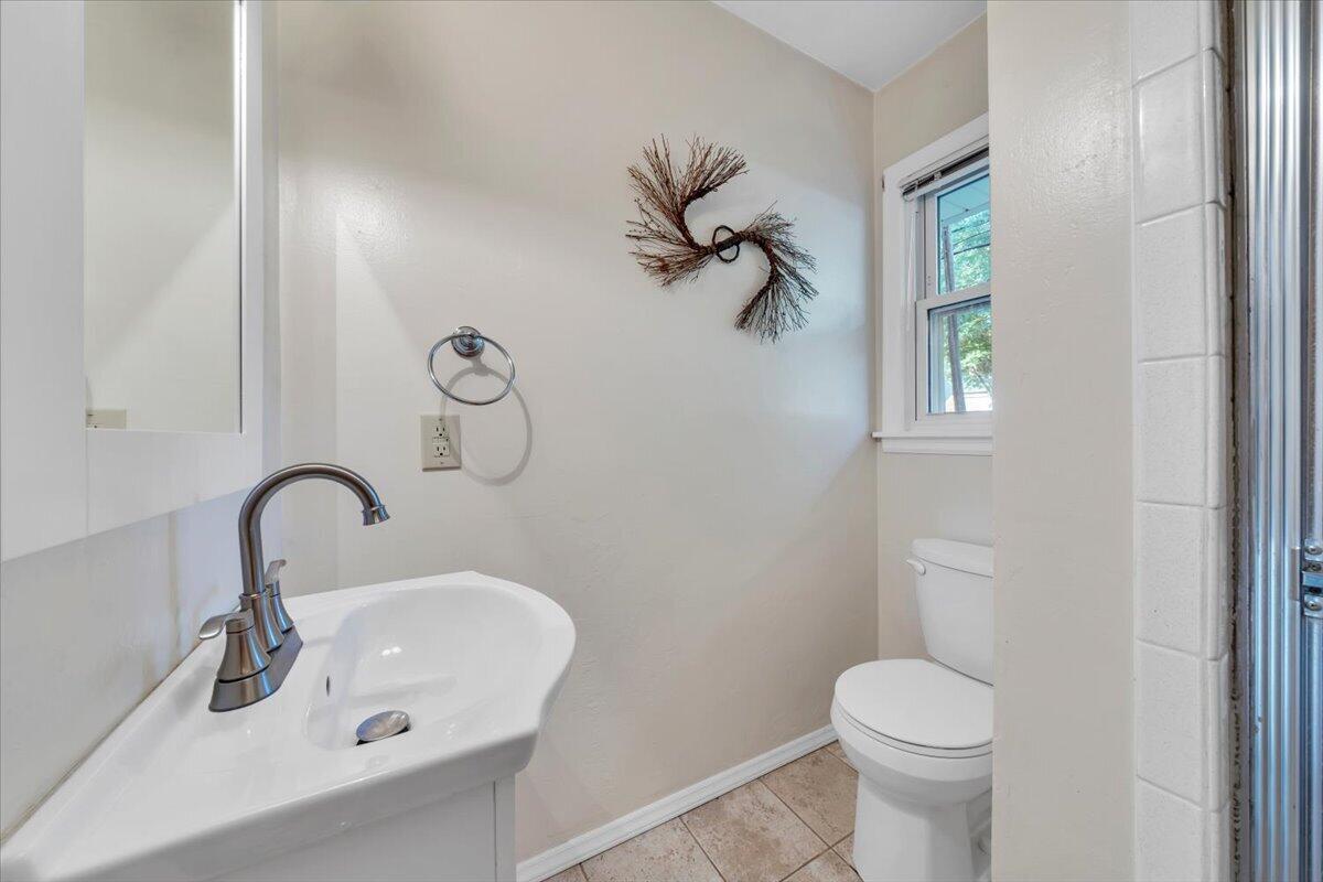 3308 Kenwick TRL