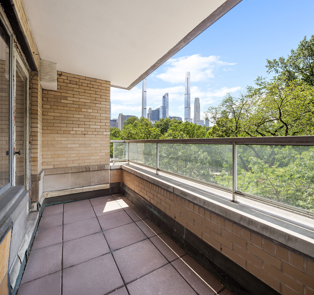 860 5TH Avenue 4H