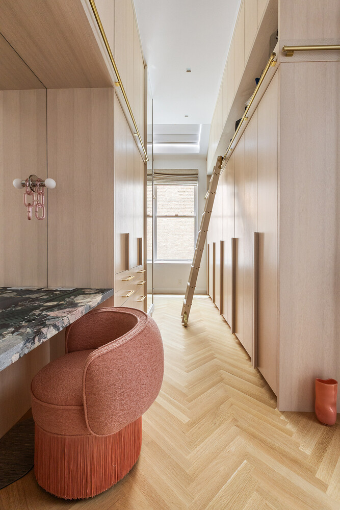 83 SPRING Street 2/3