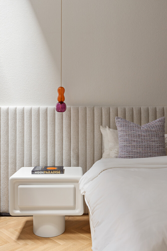 83 SPRING Street 2/3