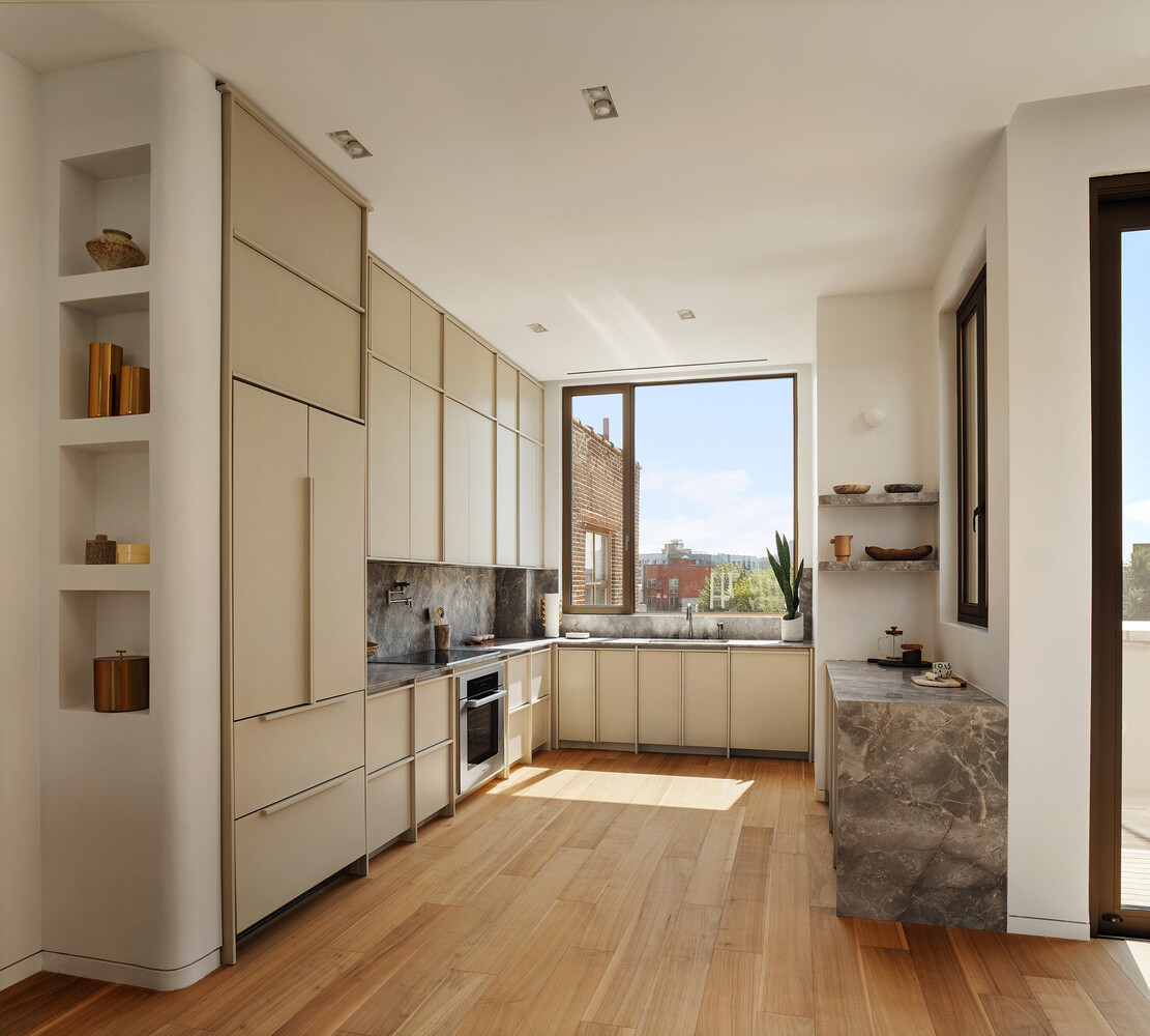 68 COMMERCIAL Street PENTHOUSE