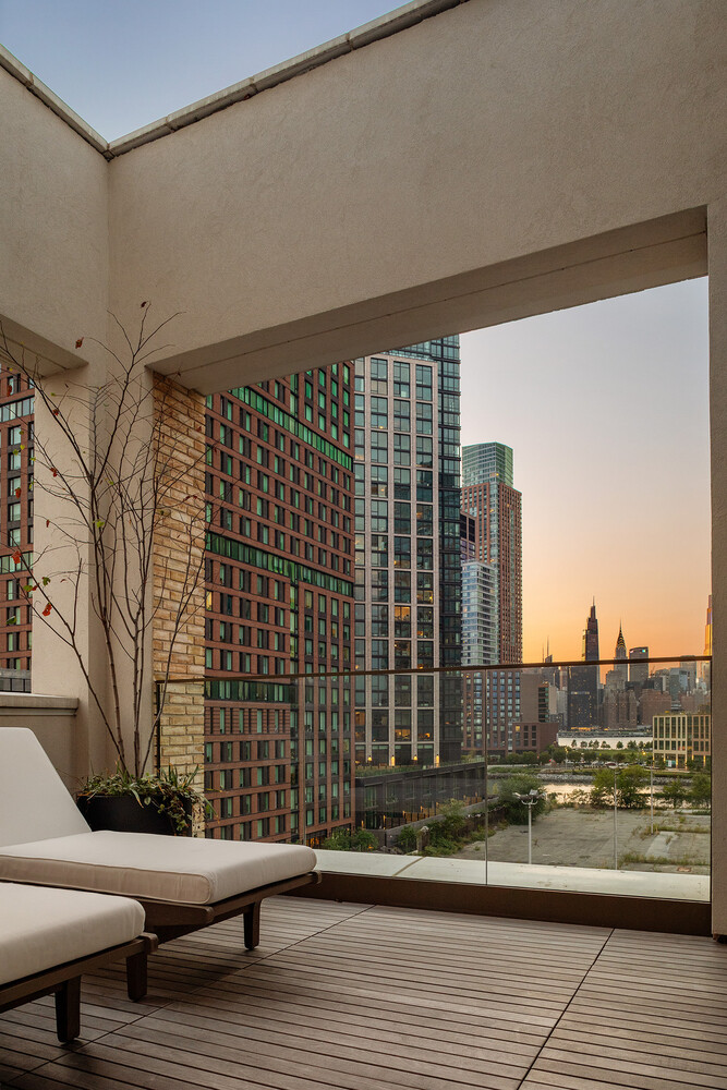 68 COMMERCIAL Street PENTHOUSE