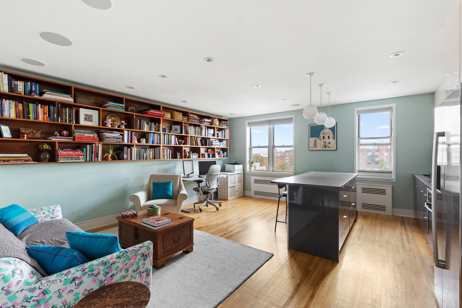 243 MCDONALD Avenue 6T