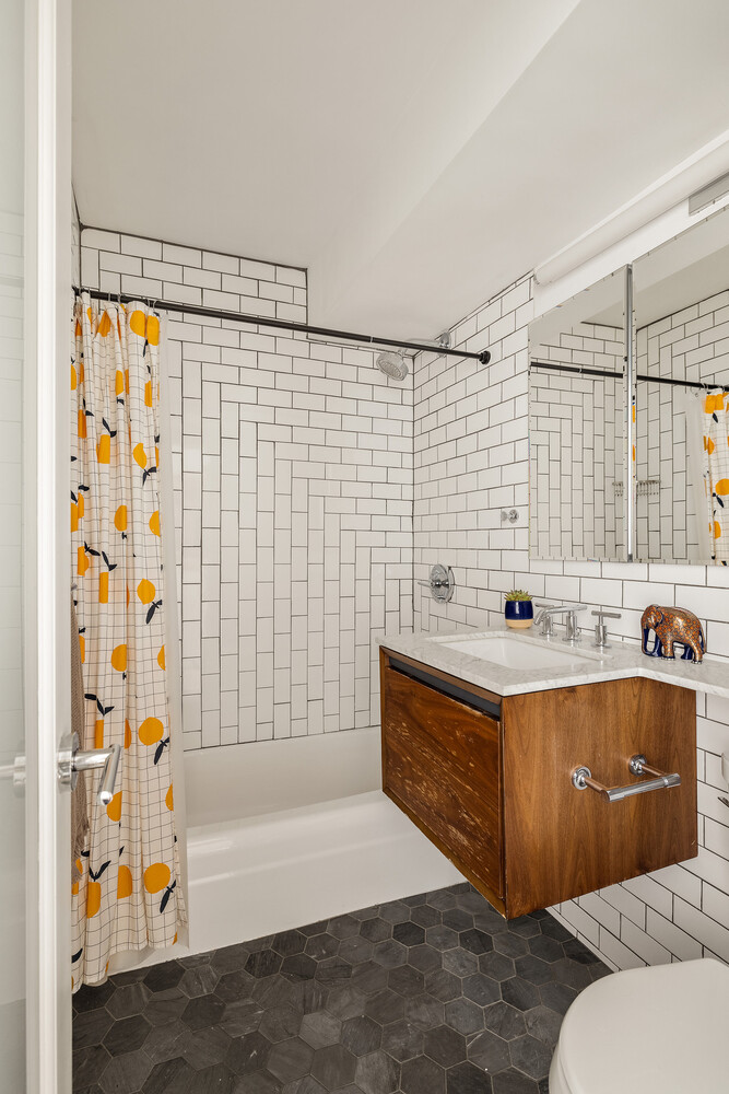 245 E 87TH Street 18F
