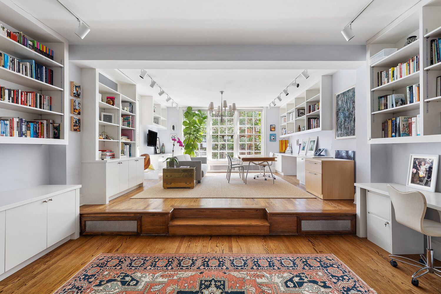 134 E 62ND Street