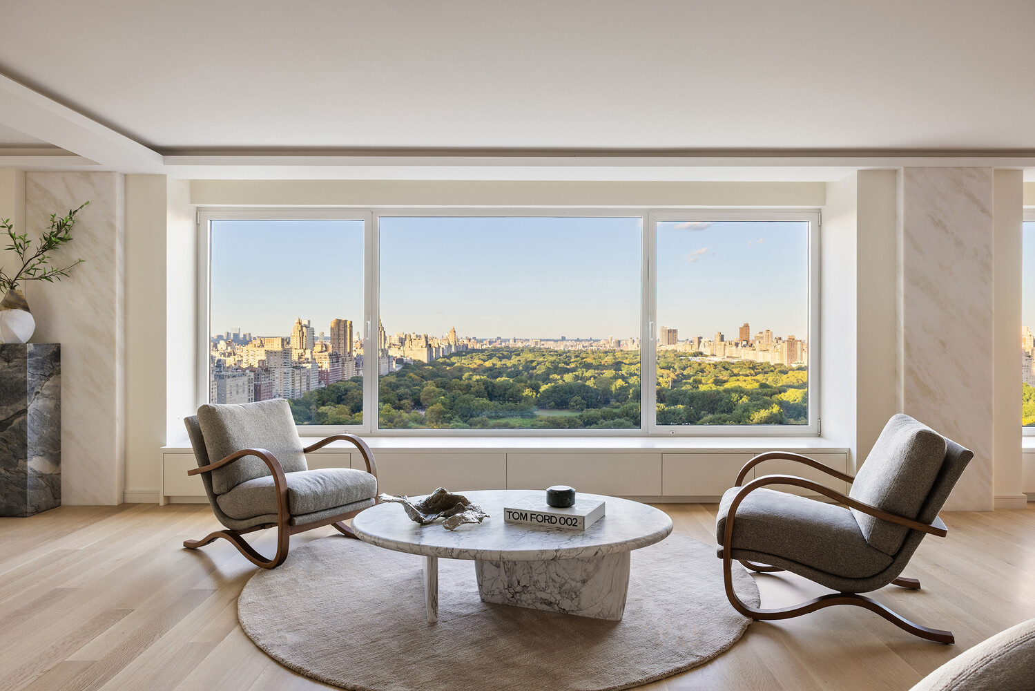 200 CENTRAL Park S 32ABC