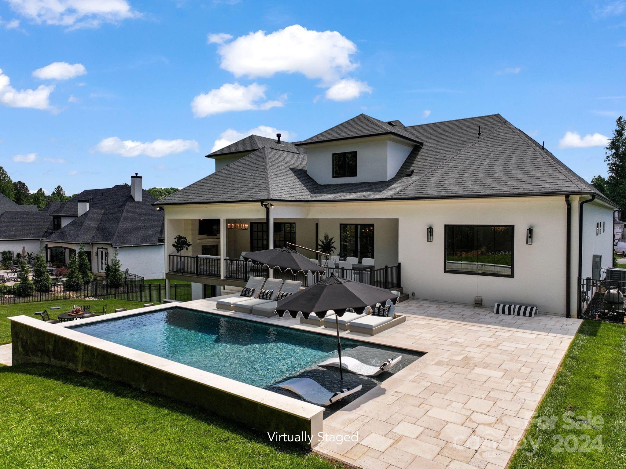 123 Hunts Landing Drive