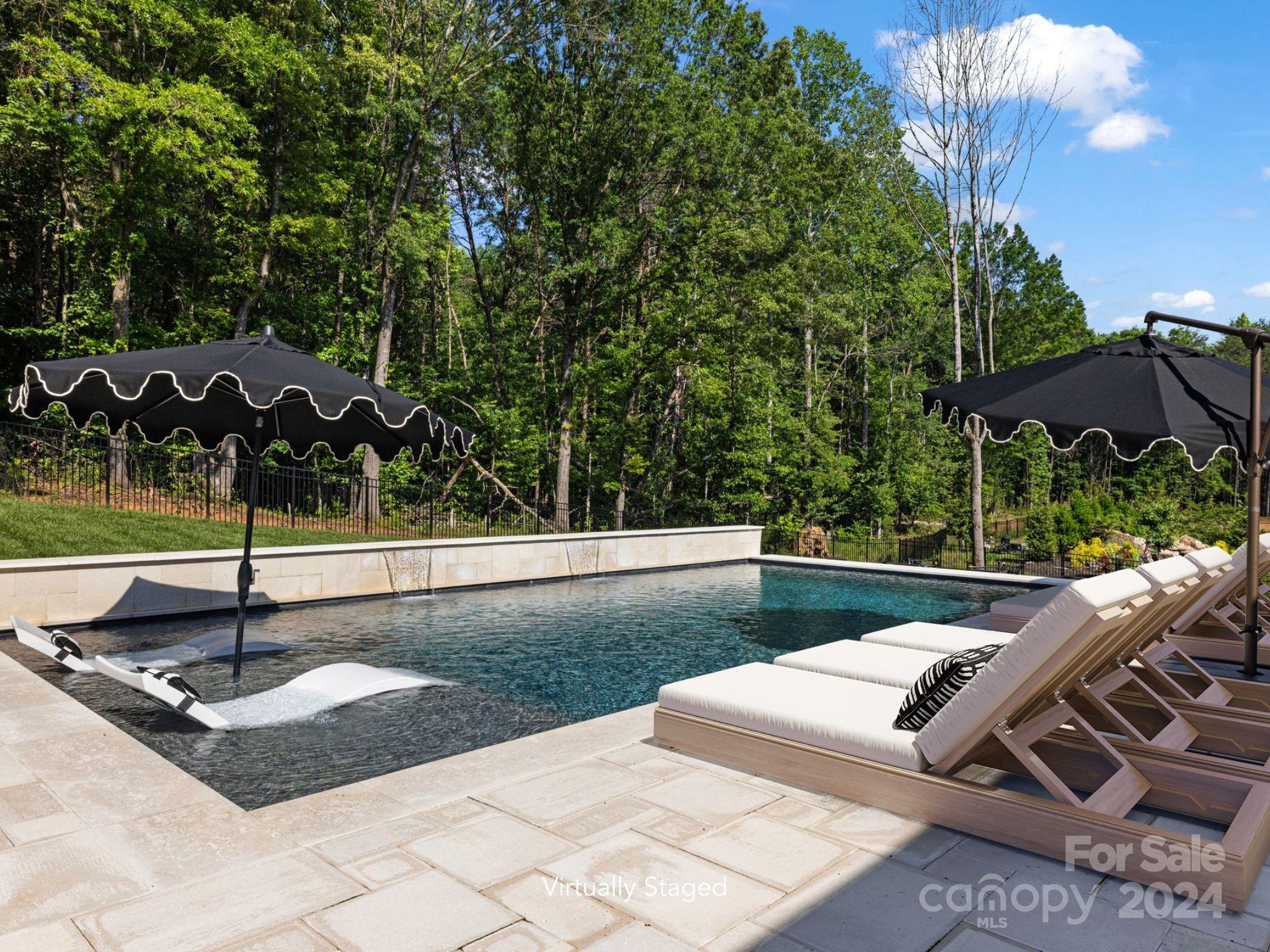 123 Hunts Landing Drive